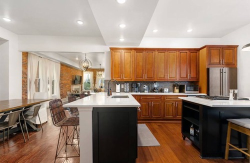 Near East Columbus House | Spacious Downtown Retreat | Game Room | Large Kitchen