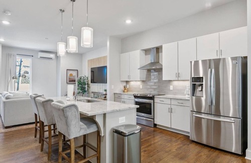 East Hill Villa | Spacious home near East Nashville with rooftop and views