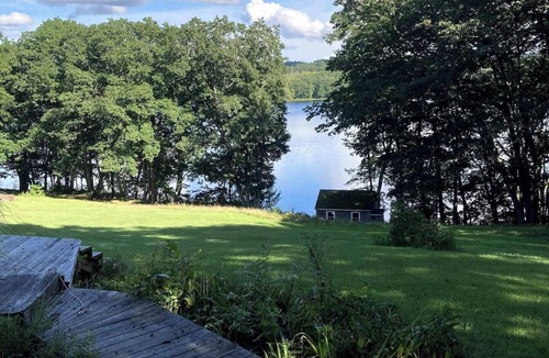 Union Cottage | Spacious Lakefront Cottage in Beautiful Union, Maine