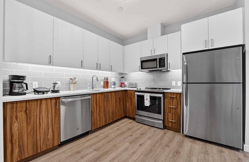 Assembly Square Condo | Spacious & Modern 2BR 2BA unit in assembly square
