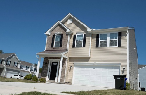 Summit Station House | Spacious Palatial 4-bedroom beautiful family-friendly house in Columbus