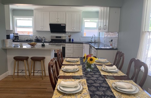 Campbell House | Spacious, quiet, lovely home. Heart of the Bay