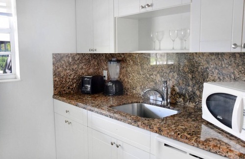 Key Biscayne Apartment | Spacious Two Bedroom with Pool close to the Beach -