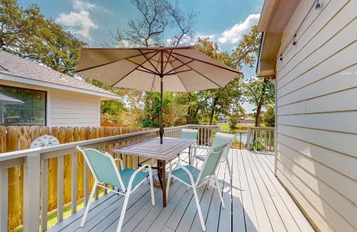 College Station House | Spring Leaf Quarters