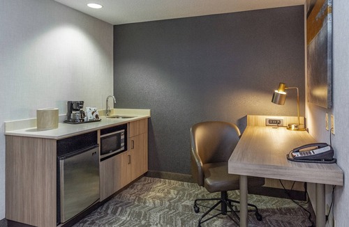 Midtown Anchorage Hotel | SpringHill Suites Anchorage Midtown