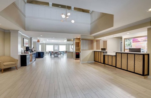 San Jose Hotel | Stay In great Shape! Minutes to Levi's Stadium, Pet Friendly, Breakfast & Pool!
