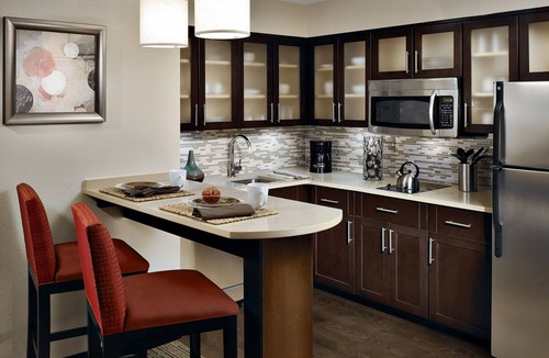 Rossford Hotel | Staybridge Suites Toledo - Rossford - Perrysburg by IHG
