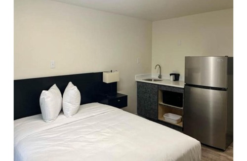 Pasco Hotel | Studio 6 Pasco, WA