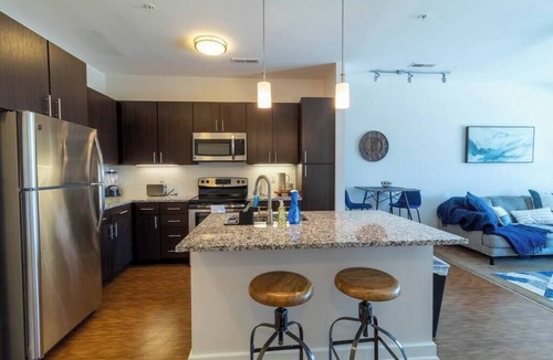 Grandview Heights Condo | Stunning 2-Bed in Grandview