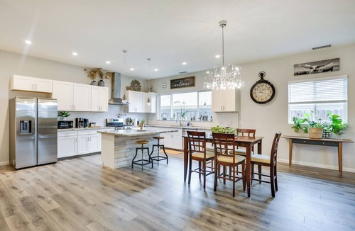 Clovis Cottage | Stunning Clovis Home ~ 1 Mile to Old Town!