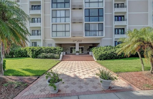 Clearwater Point Condo | Stunning Condo on Clearwater Beach w/Beautiful Gulf Views & Direct Beach Access