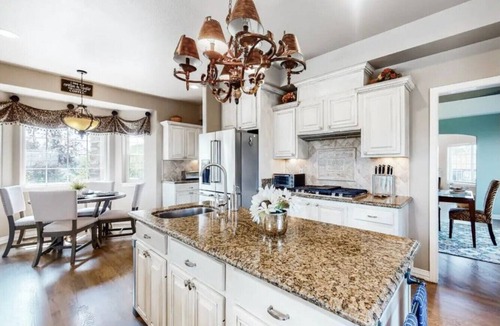 Monument Villa | Stunning Luxury Villa with Incredible Amenities!