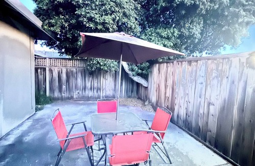Burbank House | Stylish 2BR/2BA Retreat - SJC Downtown&Santana Row- Ideal for Travelers