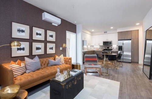 Menlo Park Condo | Stylish 3BR Escape in Roen Menlo Park – A Pool & BBQ Paradise Awaits