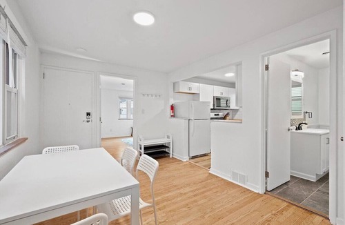 Pittsburgh Apartment | Stylish and Modern 2Bedroom Apt in Millvale, Lawrenceville