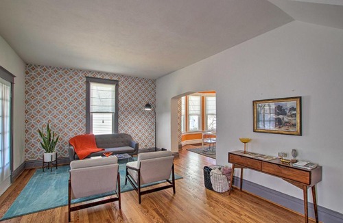 St. Charles Historic District House | Stylish Home Less Than 1 Mile to Historic District!