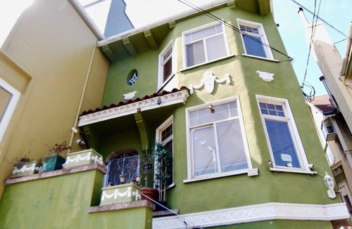 Inner Richmond Apartment | stylish quiet yet convenient to all shops in the heart of the city