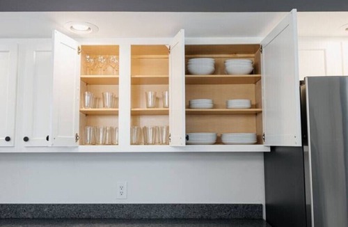 Urbancrest House | Stylish Sanctuary in Grove City