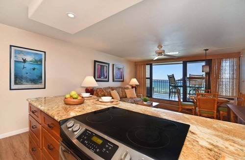 Honokowai Condo | SUMMER SALE! Oceanfront Condo w AC, Ocean Views & Heated Pool - Kaleialoha 309