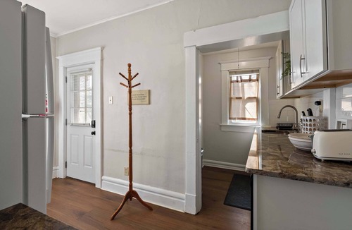 Old North Columbus House | Summit Scholars Suites For 12