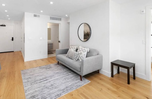 Inner Mission Apartment | Sunny 2BR Mission Apartment Near Dolores Park, Cafes & Transit