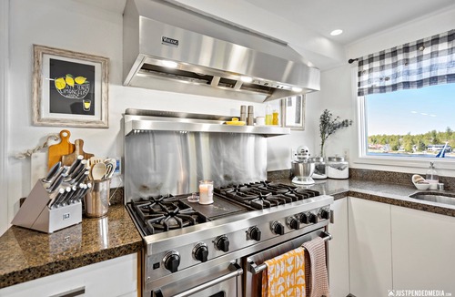 Bayshore - Klatt House | Sunny Lake House