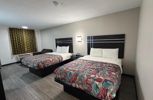 Brady Hotel | Sunset Inn