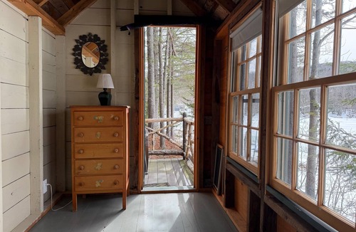 Hanover Cottage | “Sunset Lodge” a traditional Maine lakefront lodge with Guest House