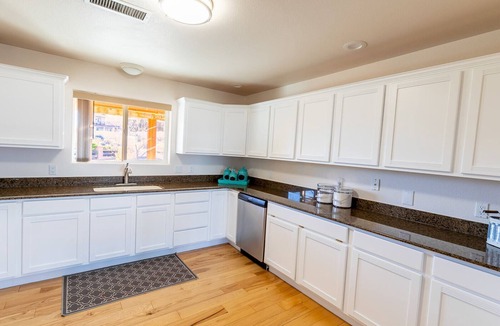 Greenehaven House | Sunset Mesa Hideaway-Lake Powell Views, Game Room & 3 Decks,Near Antelope Canyon
