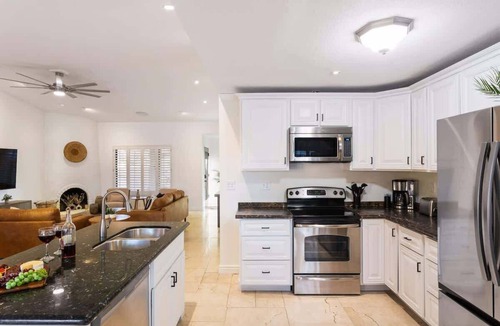Shea North Estates House | Sunset Palms-Pool, Spa & Sports Court-Scottsdale