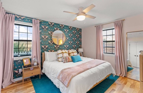 Springfield Other | Sunsets & Hot Tub Lake lodge 35-min from Nashville