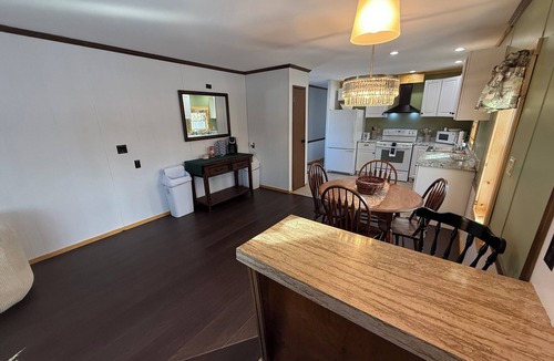 Detroit House | Superb 2-bedroom Home with AC in Detroit
