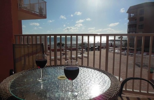 Indian Shores Condo | Swedish owned Spacious Condo with view over the large pool area and the beach