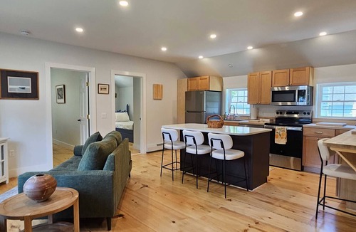 Northeast Harbor Apartment | The Afterdeck - New Cozy 2-Bedroom Getaway in Asticou Village now with AC