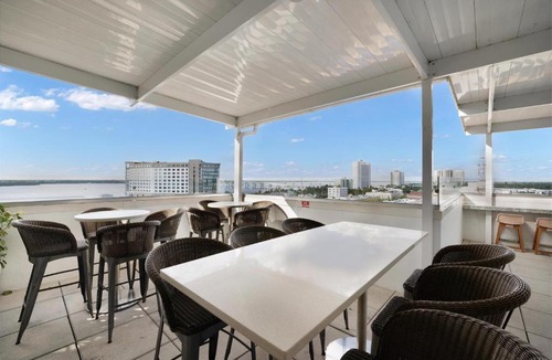 Downtown Historic District Hotel | The Banyan Hotel Fort Myers, Tapestry Collection by Hilton