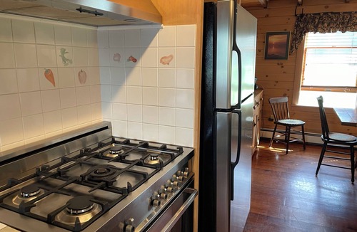 North Brooklin House | 'The Big House' Classic Updated Farmhouse July/Aug, 6 day, Sun to Sat ONLY