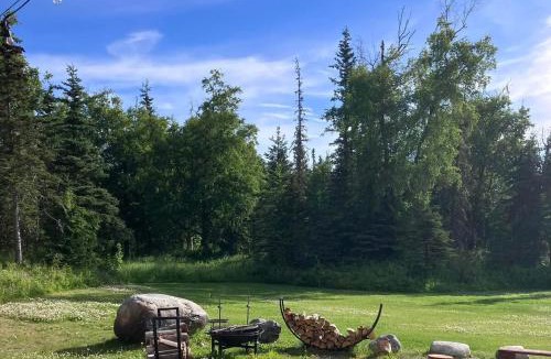 Palmer Bed & Breakfast | The Birch Bungalow At Alaska Knotty Pine BNB