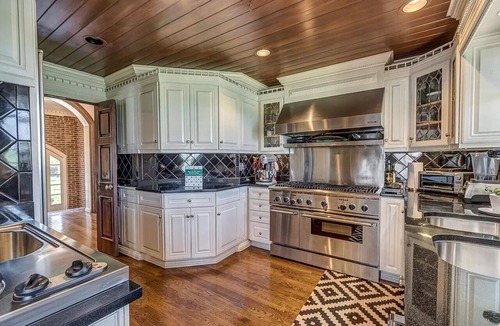 Lexington House | The Bluegrass Diamond Estate