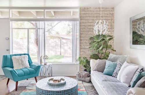 Camelback East Apartment | The Claremont #1