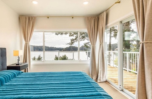 Kodiak House | The Cliffside Poustinia