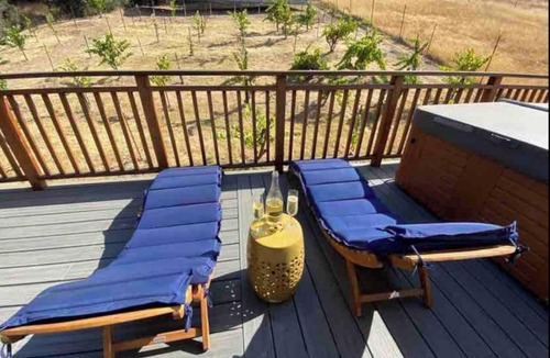 Healdsburg House | ❤The Elegant: A Chic Healdsburg Winery Cottage! Hot Tub, Views! !❤