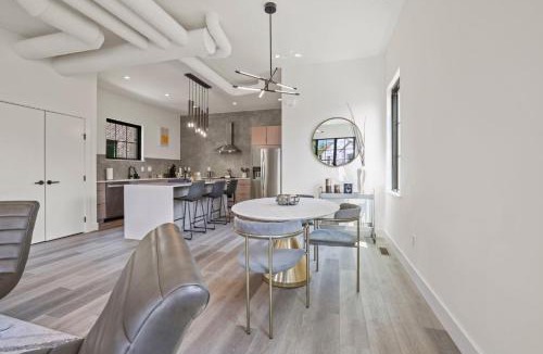 German Village Apartment | The Elegant Estate - Modern Home in Columbus