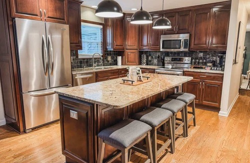 Dublin House | The Emerald Escape with 4 bedrooms 2 baths