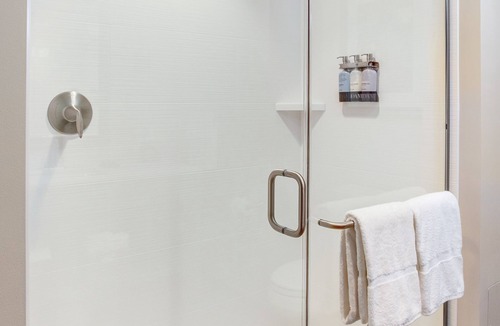 Green's Grant Hotel | The Glen House Hotel