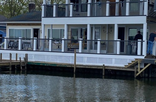 Millersport Apartment | The “Inn” at Buckeye Lake - #2 On The Water