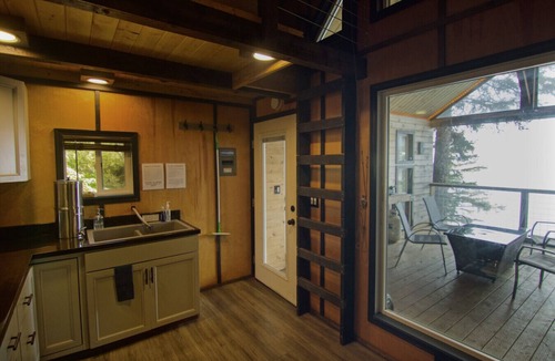 Seward Cabin | The Ledge at Granite Point