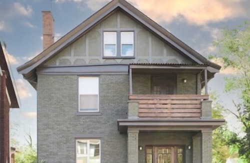 Mount Auburn House | The Lounge- Heated Private Bar, Hot Tub, Fire Pit, Sleeps 14