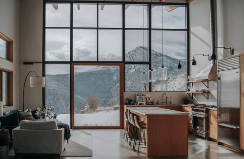 Boulder House | The Mountain Lookout