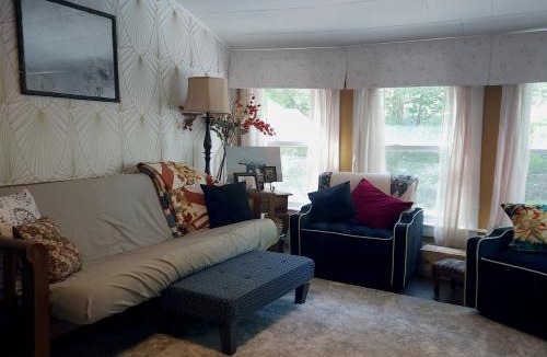 Rumford Apartment | The Parlour 2 bedroom Sleeps 4-6