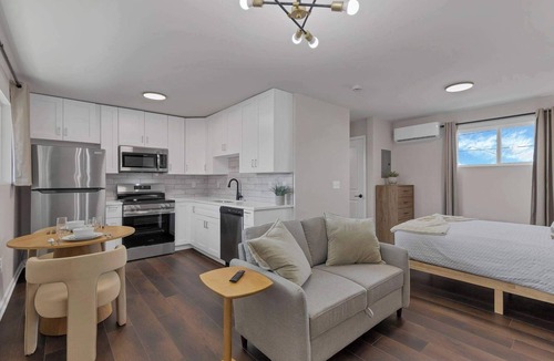 Olde Towne East Apartment | The Perfect Columbus Studio Steps from Downtown Parking